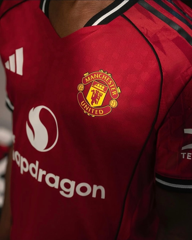 Maillot Domicile Manchester United 25/26